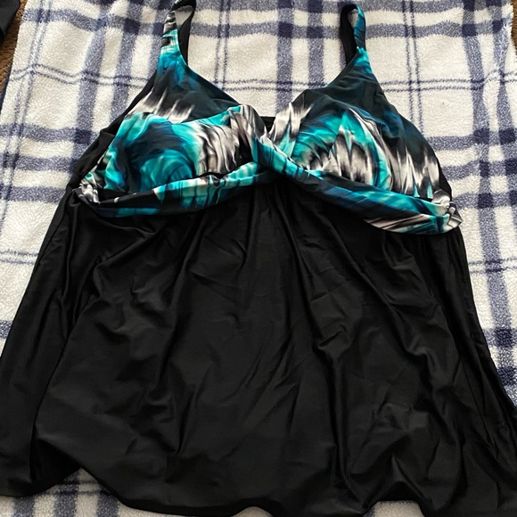 Plus Size Delta Burke Swim Dress with Attached Bottoms!! - Picture 1 of 7